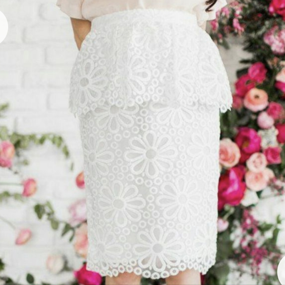 NWOT Rachel Parcell White Organza Peplum Skirt Large